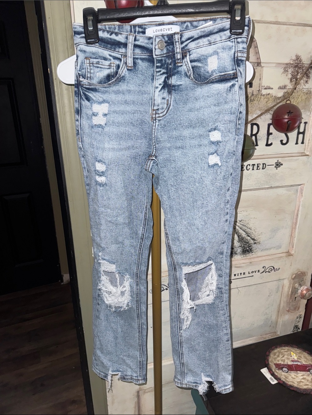 Lovervet Light Wash Distressed Straight Leg Jeans